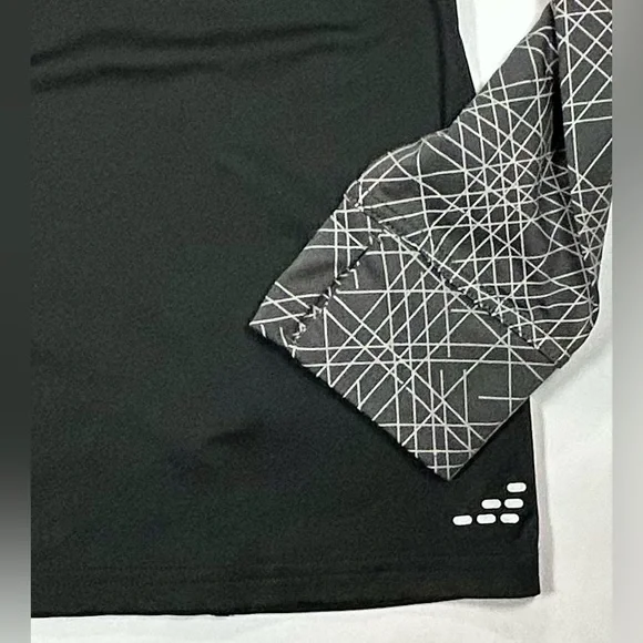 Performance ¼ Zip - Picture 6 of 16